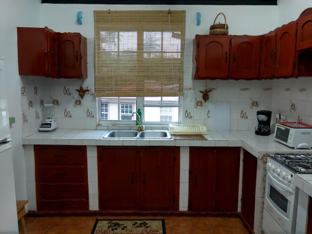 Mainroad Suite كاليبيشي المظهر الخارجي الصورة